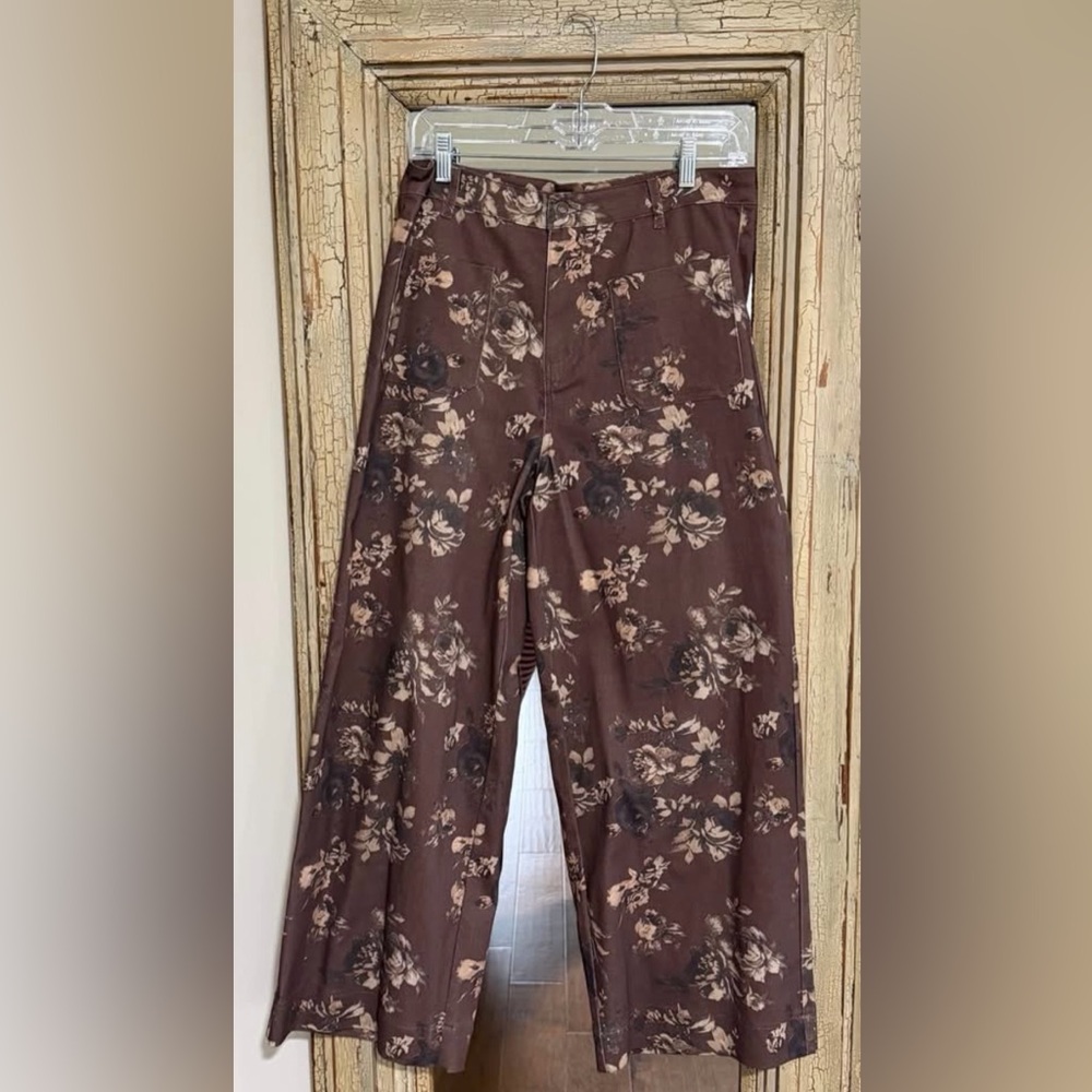 Entro Brown Floral Trousers